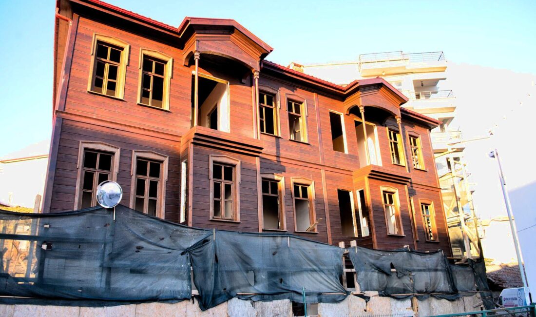 Sinop'ta tarihi Kuşüzümü Konağı'nın restorasyonunda sona gelindi